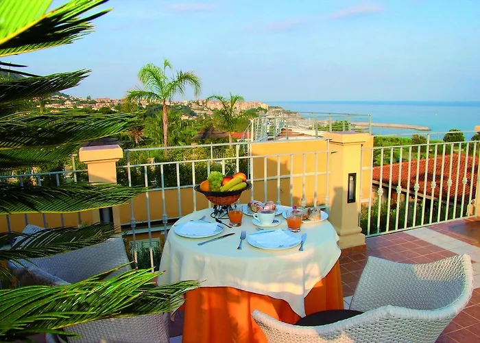 Piccolo Aparthotel 4*