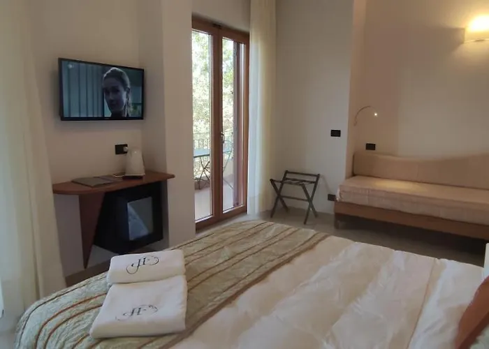 Piccolo 4* פרגליה